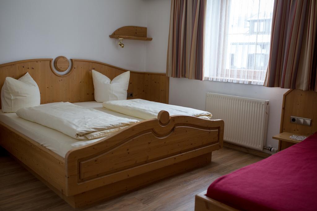 Pension Sonnenheim Schonberg im Stubaital Ngoại thất bức ảnh